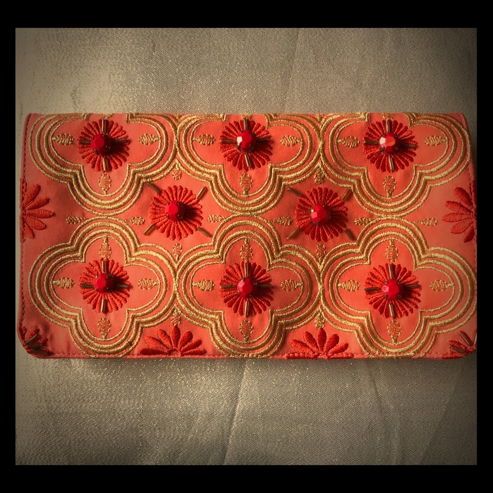 Cute orange clutch for summer
